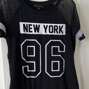 Black New York 96 Women's Mesh Sleeve Top